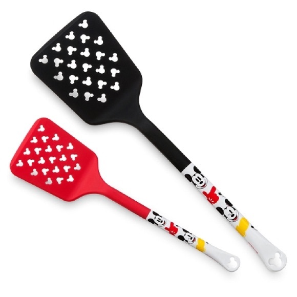 Disney Kitchen Mickey Mouse Frying Spatula Set Of 2 New Poshmark